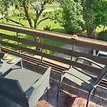 아파트 Artemida Apartment Near Arboretum And Golf Radomlje
