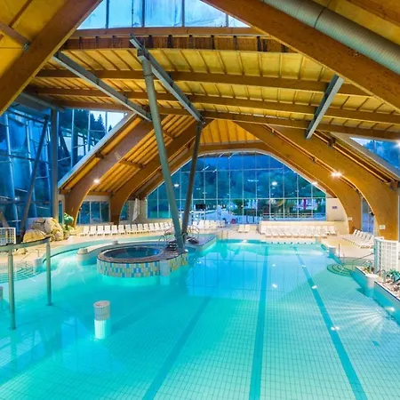 Peaceful Near Arboretum Volcji Potok 아파트 Radomlje