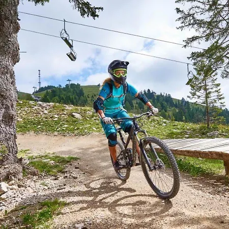 Peaceful Near Arboretum Volcji Potok 아파트 Radomlje