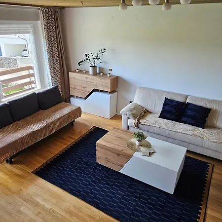 Peaceful Near Arboretum Volcji Potok * Radomlje