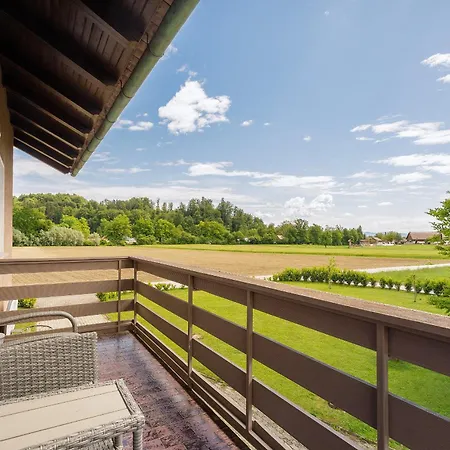 Artemida Near Arboretum&golf Apartamento Radomlje
