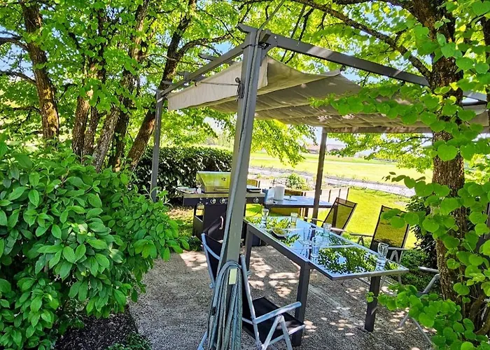 Peaceful Near Arboretum Volcji Potok Radomlje