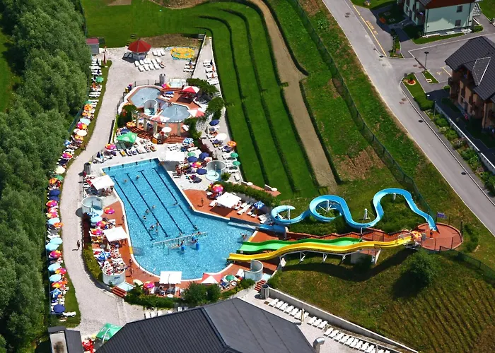 Peaceful Near Arboretum Volcji Potok 아파트 *